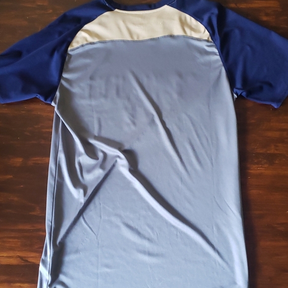 Dri Fit Notre Dame shirt - Picture 6 of 7